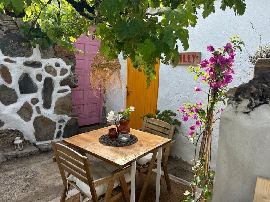 Lilly'S Finca - Romantischter Rueckzugsort - Pool فيلافلور المظهر الخارجي الصورة